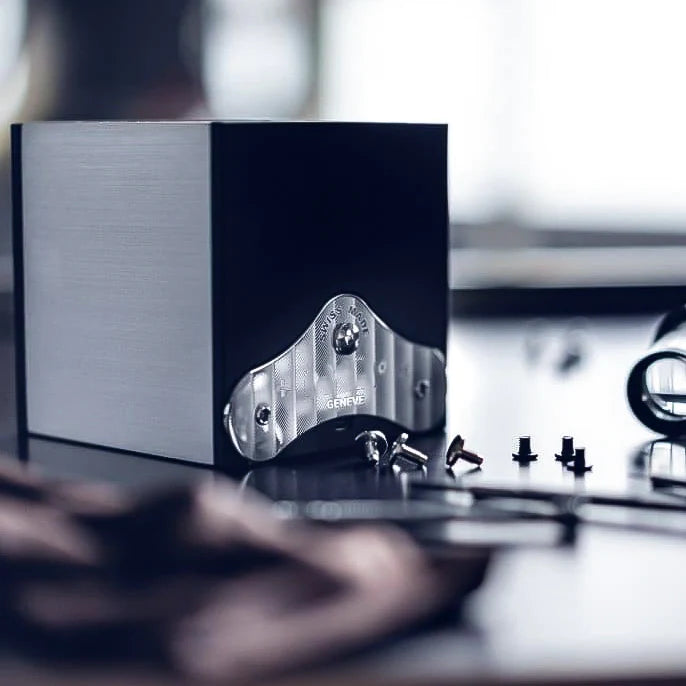 Workshop-production-of-watch-winders